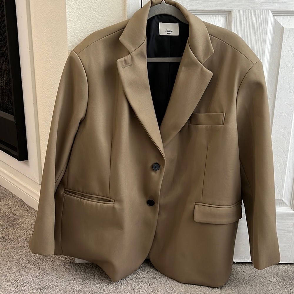 The Frankie Shop Oversized Blazer (Desert Taupe)